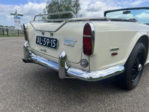 Triumph TR250 1968 (29)